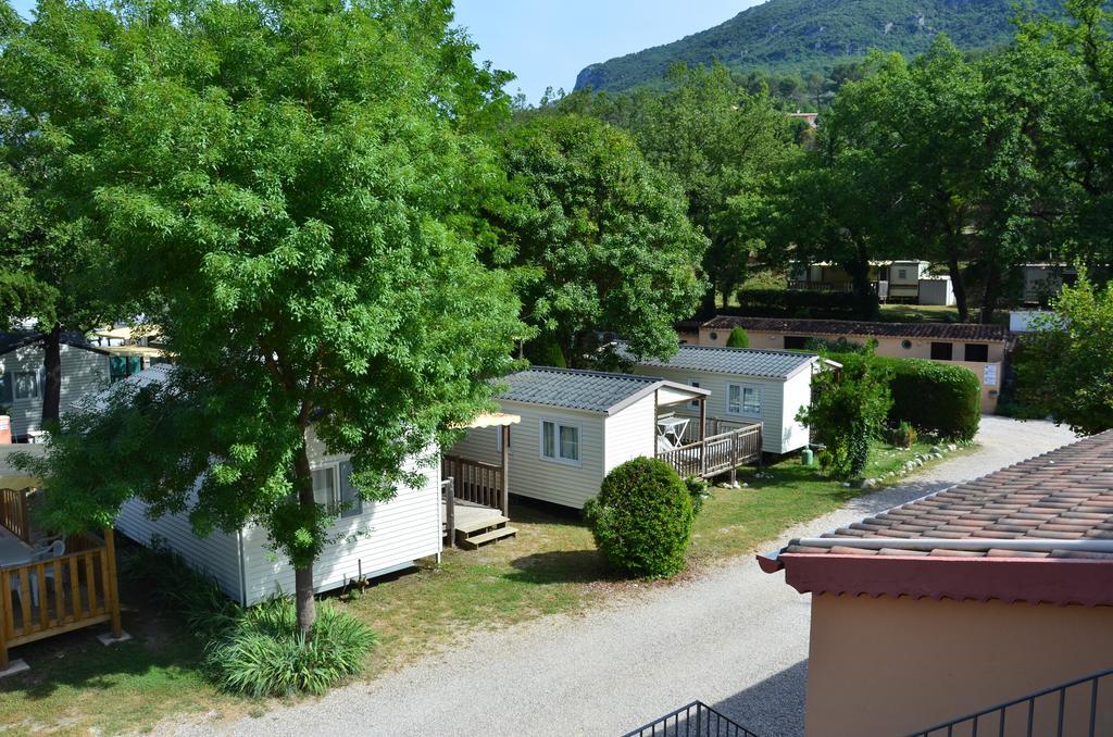 טורט-סור-לו Camping Hotel Les Rives Du Loup מראה חיצוני תמונה