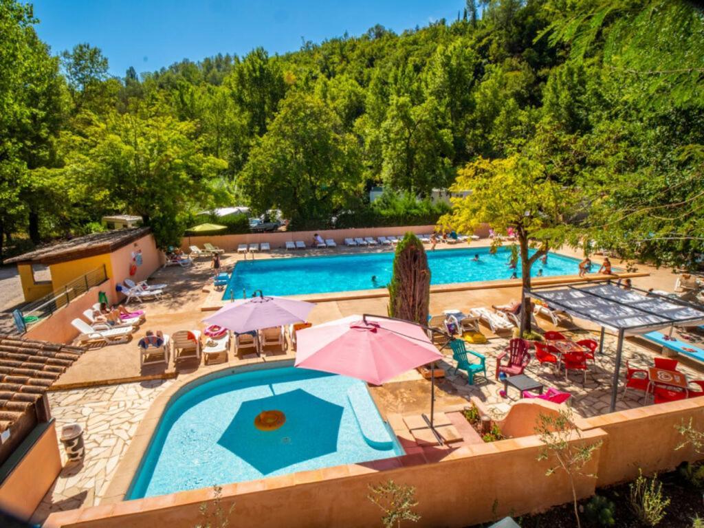 טורט-סור-לו Camping Hotel Les Rives Du Loup מראה חיצוני תמונה