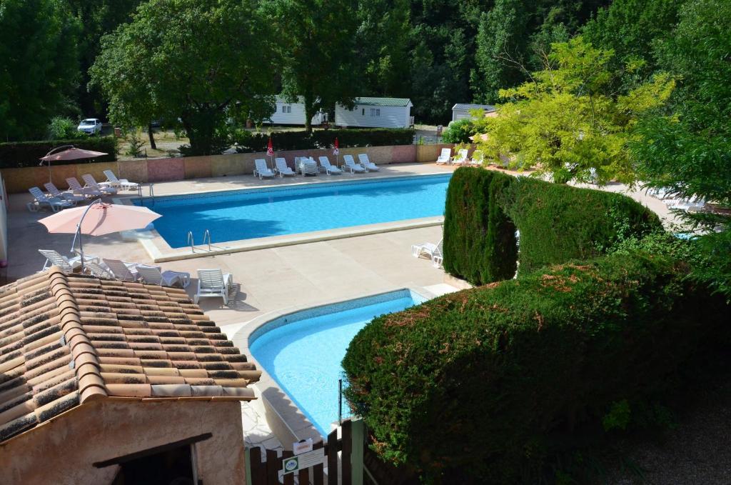 טורט-סור-לו Camping Hotel Les Rives Du Loup חדר תמונה