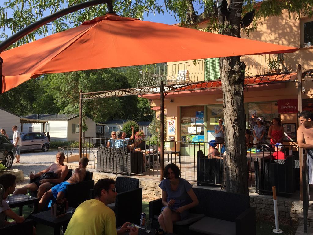 טורט-סור-לו Camping Hotel Les Rives Du Loup מראה חיצוני תמונה