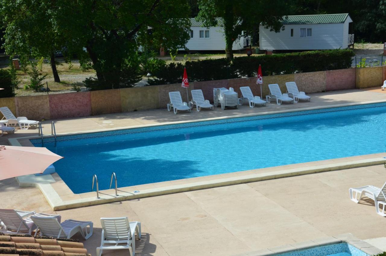 טורט-סור-לו Camping Hotel Les Rives Du Loup מראה חיצוני תמונה